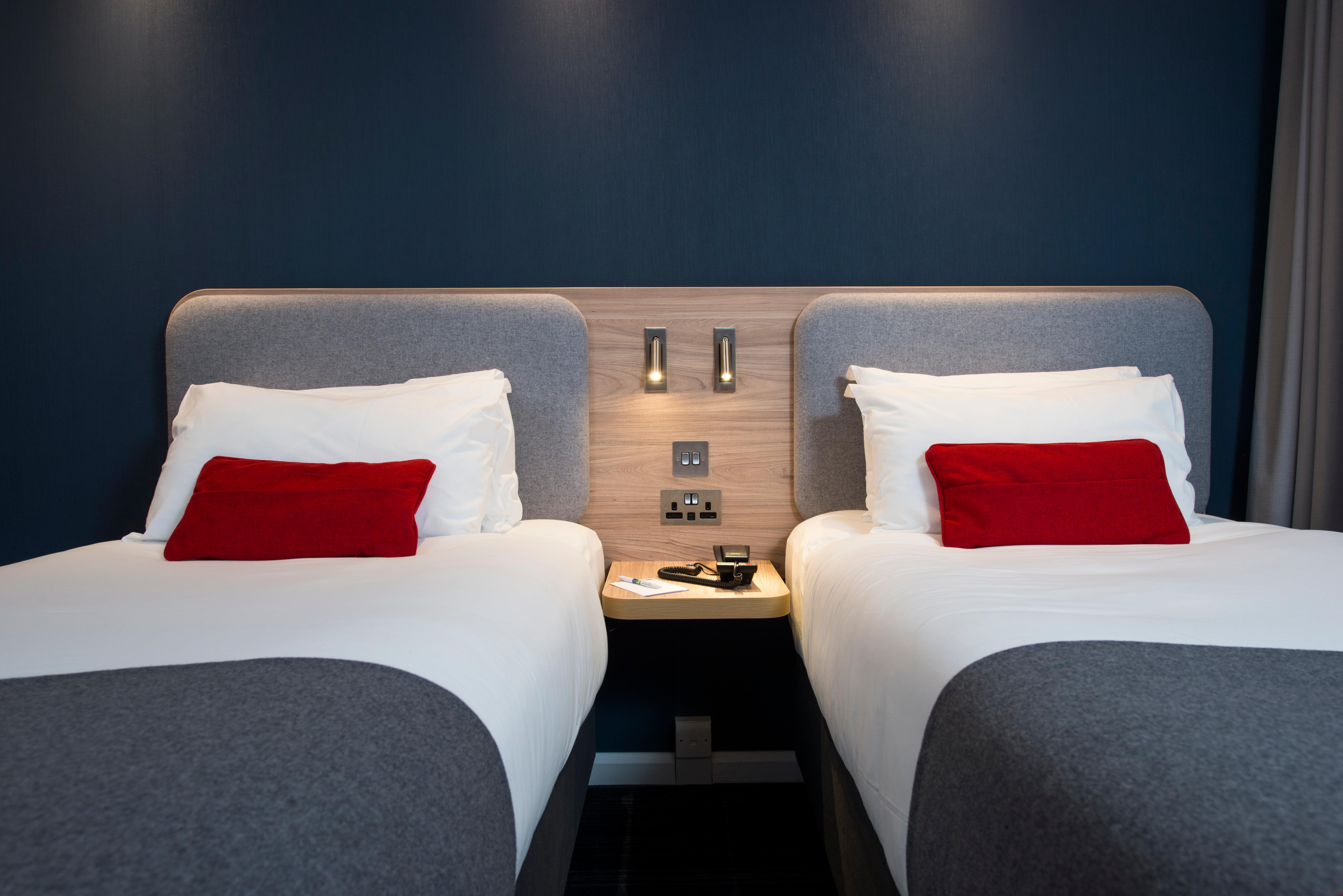 Holiday Inn Express - Exeter - City Centre By Ihg Exteriör bild